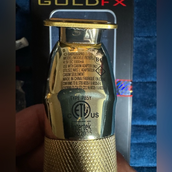 Like New BaBylissPro GoldFX T-Outlining Trimmer - Picture 5 of 10